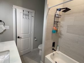 6722 Parker Grove Lane, Houston TX 77076