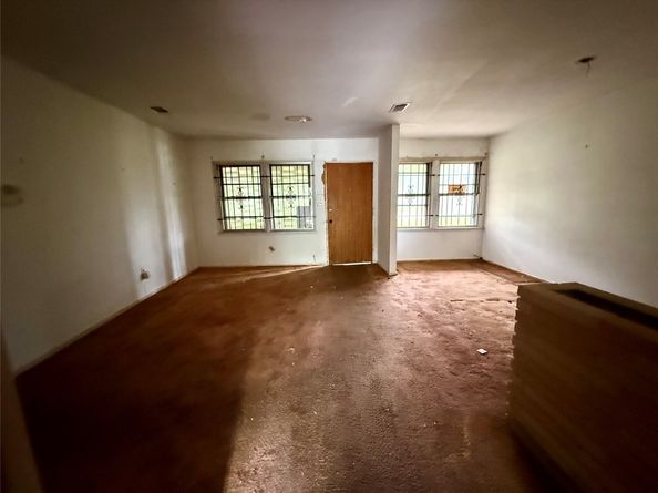 5123 Willow Glen Drive, Houston TX 77033
