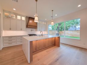 1922 Norcrest Dr Drive, Houston TX 77055