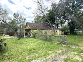 9901 Wiloak Street, Houston TX 77078