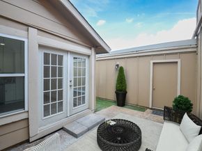 11636 Village Place Drive 321, Houston TX 77077