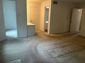 13190 Trail Hollow Drive 3190, Houston TX 77079