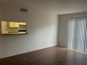 13190 Trail Hollow Drive 3190, Houston TX 77079