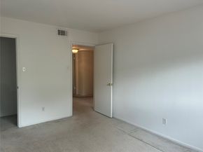 13190 Trail Hollow Drive 3190, Houston TX 77079