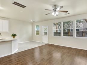 39 Camellia Grove Circle, The Woodlands TX 77382