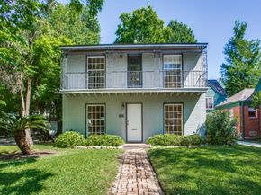 2250 W Main Street, Houston TX 77098