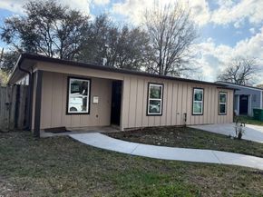 7422 Thurow Street, Houston TX 77087