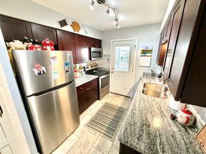 7900 Westheimer Road 103, Houston TX 77063