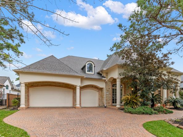6 Harmony Links Place, The Woodlands TX 77382