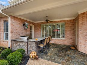 6 Harmony Links Place, The Woodlands TX 77382