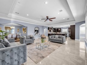 4818 Briscoe Street, Houston TX 77033