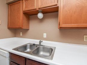 9700 Leawood Boulevard 1007, Houston TX 77099