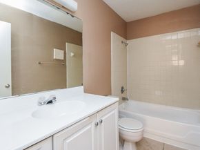 9700 Leawood Boulevard 1007, Houston TX 77099