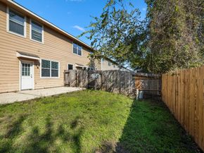 2911 Hackamore Hollow Lane, Houston TX 77014