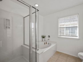 2911 Hackamore Hollow Lane, Houston TX 77014