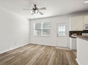 2911 Hackamore Hollow Lane, Houston TX 77014