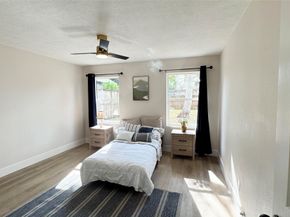 3221 Durhill Street, Houston TX 77025