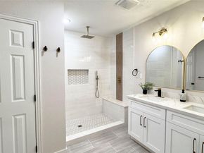 3221 Durhill Street, Houston TX 77025