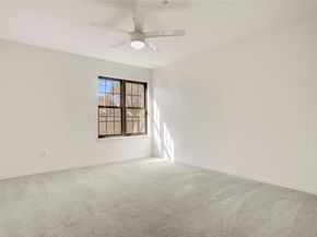 702 Augusta Drive 702, Houston TX 77057