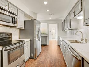 702 Augusta Drive 702, Houston TX 77057