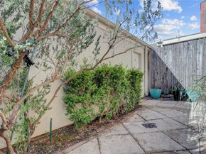 702 Augusta Drive 702, Houston TX 77057