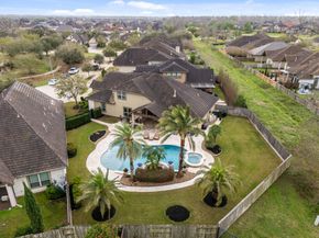 5127 Wheaton Park Drive, Sugar Land TX 77479