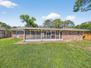 6015 De Moss Drive, Houston TX 77081