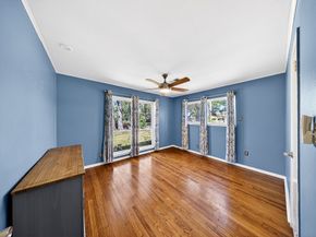 6015 De Moss Drive, Houston TX 77081