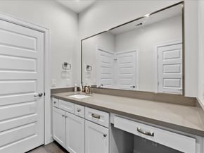 2808 Grand Fountains Drive D, Houston TX 77054