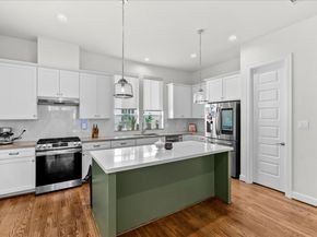 2808 Grand Fountains Drive D, Houston TX 77054