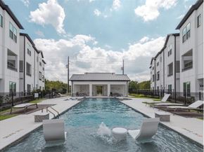 2808 Grand Fountains Drive D, Houston TX 77054