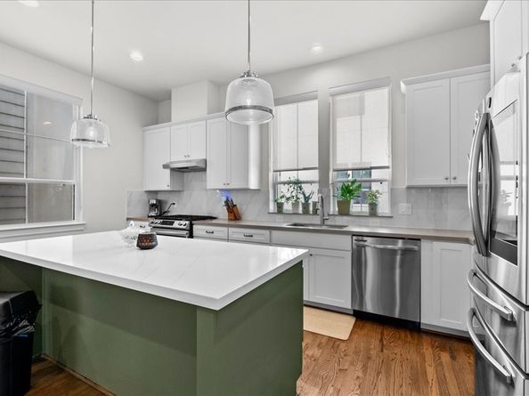 2808 Grand Fountains Drive D, Houston TX 77054