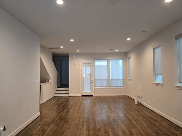 2808 Grand Fountains Drive D, Houston TX 77054