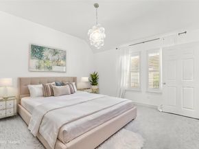 20 Stalynn Lane, Houston TX 77027
