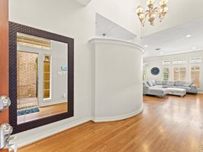 20 Stalynn Lane, Houston TX 77027