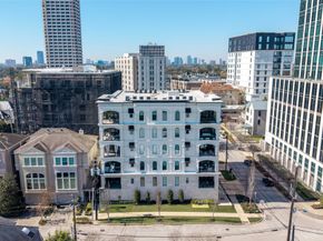 2221 Welch Street 201, Houston TX 77019