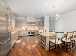 2221 Welch Street 201, Houston TX 77019