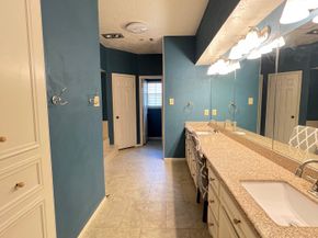 2306 Vine Creek Drive, Houston TX 77345