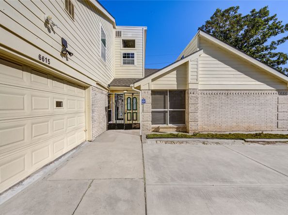 6615 Addicks Clodine Road, Houston TX 77083