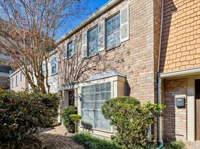 6462 Burgoyne Road, Houston TX 77057