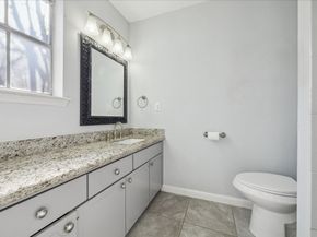 6462 Burgoyne Road, Houston TX 77057