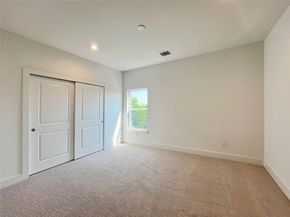 326 Eastwood Street, Houston TX 77011