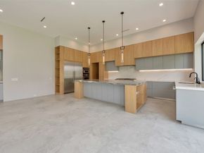 51 Huntsmans Horn Circle, The Woodlands TX 77380