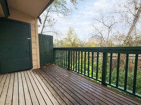 8223 Kingsbrook Road 215, Houston TX 77024