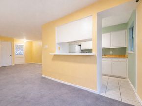 8223 Kingsbrook Road 215, Houston TX 77024