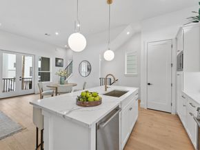 2212 Dennis Street, Houston TX 77004