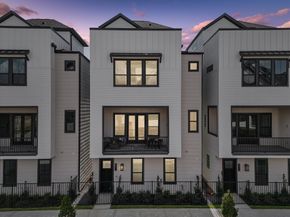 2212 Dennis Street, Houston TX 77004