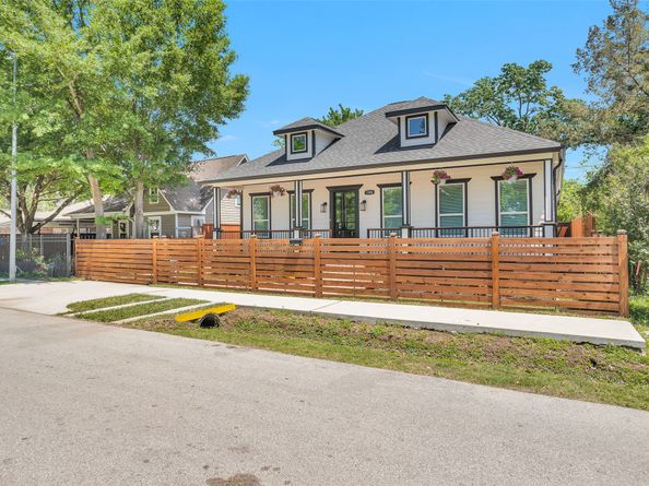 1506 Tabor Street, Houston TX 77009