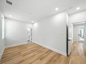 1979 Bauer Dr, Houston TX 77080