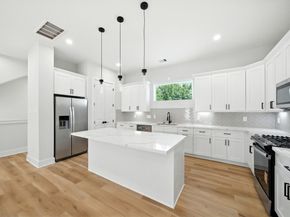 1979 Bauer Dr, Houston TX 77080